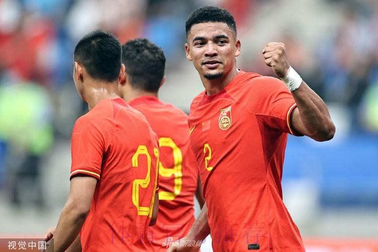 中国男足友谊赛2:0巴勒斯坦队 蒋光太国家队首球